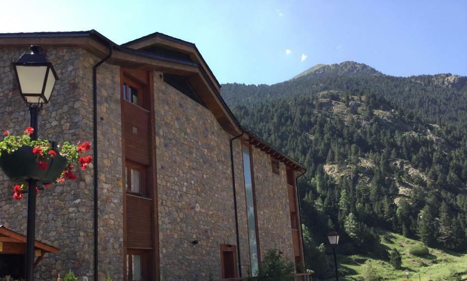 Apartamentos Segle XX Ransol Buitenkant foto